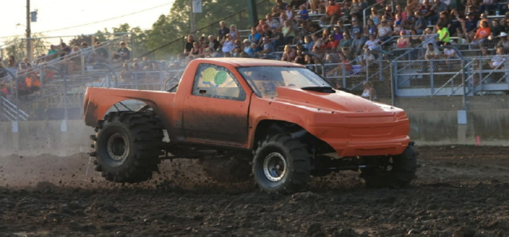 Wednesday – Mud Mitten Truck Races